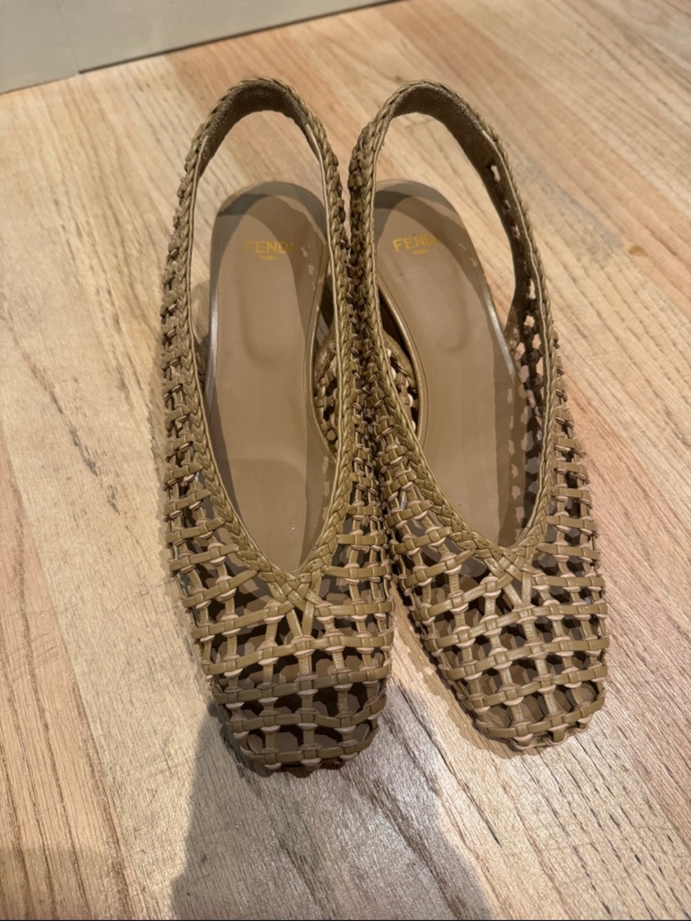 Fendi kitten heels size 38 - Picture 8 of 12